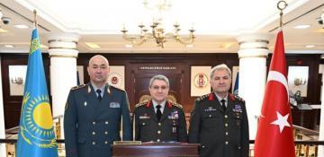 Qazaxıstanın hərbi nümayəndə heyəti Türkiyədə səfərdədir