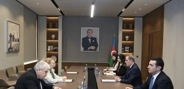 Azərbaycan XİN rəhbəri Ceyhun Bayramov BMT-nin Cenevrə Ofisinin baş direktoru ilə görüşüb