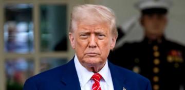 Donald Tramp Xark adasına müdaxilə ehtimalını istisna etməyib
