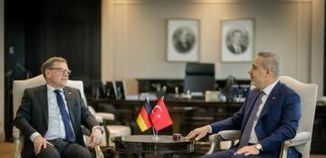 Türkiyə XİN başçısı: Ankara İranda vətəndaş müharibəsinin əleyhinədir