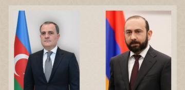 Azerbaijani, Armenian foreign ministers hold phone talk