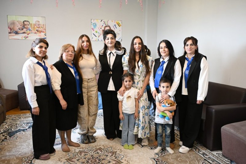 2026/04/13-1777353801.jpg + Leyla Əliyeva və Arzu Əliyeva Şəkidə uşaq evi sosial xidmət müəssisəsində olublar News about - Leyla Əliyeva və Arzu Əliyeva Şəkidə uşaq evi sosial xidmət müəssisəsində olublar