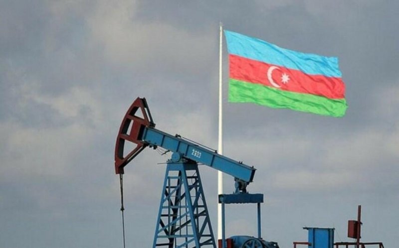 Azeri Light markalı Azərbaycan neftinin qiyməti 132 dolları ötüb