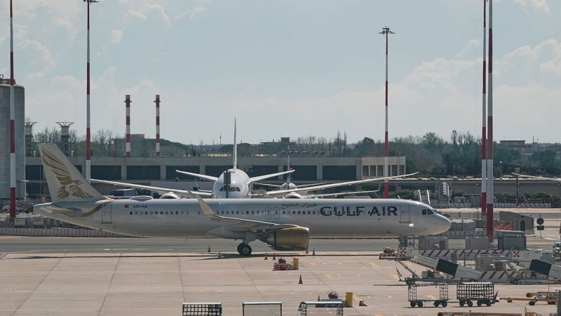 İtaliyanın dörd aeroportunda təyyarələrə yanacaq məhdudiyyətləri tətbiq olunub