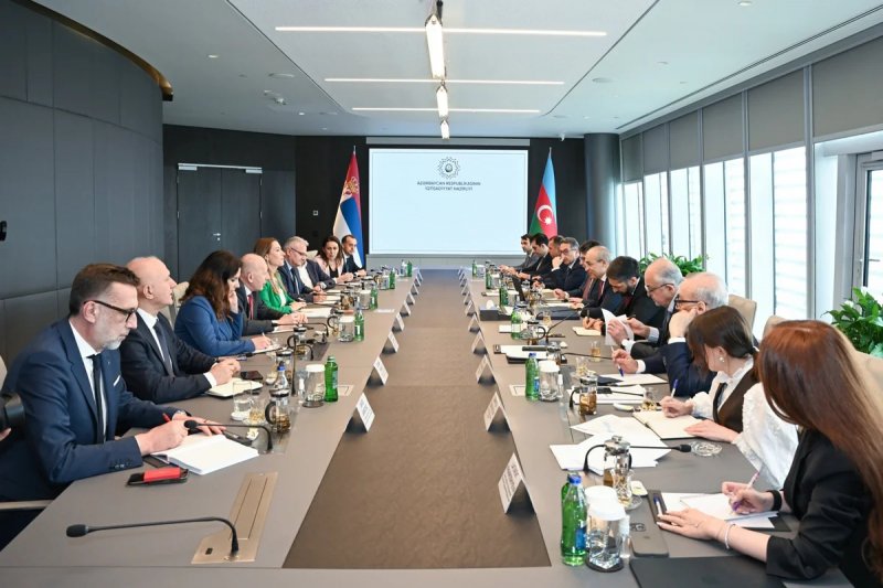 Azərbaycan və Serbiya arasında iqtisadi və enerji əməkdaşlığı müzakirə olunub