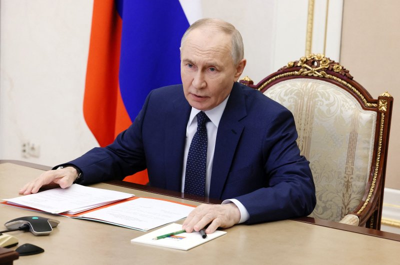Russia's Putin declares Easter ceasefire with Ukraine