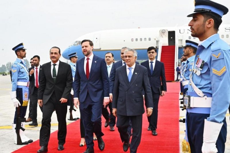 JD Vance arrives in Islamabad for Iran talks -  VIDEO 
