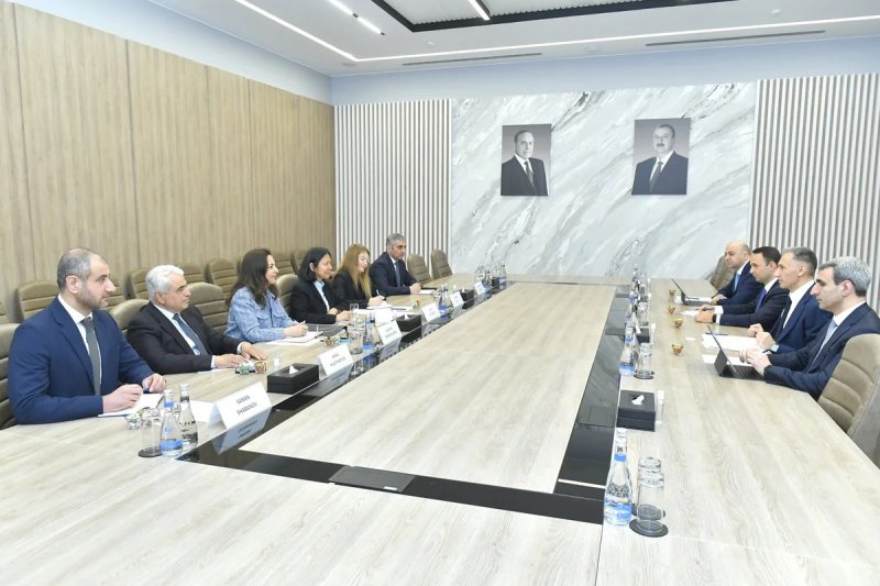 Azərbaycan Asiya İnkişaf Bankı (ADB) ilə nəqliyyat sahəsində əməkdaşlığı genişləndirir
