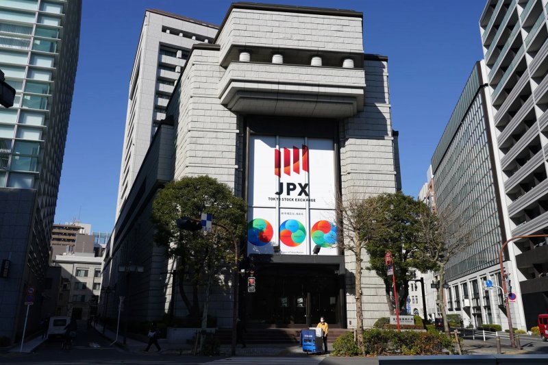Tokyo record leads Asia stocks higher as Iran peace hopes grow