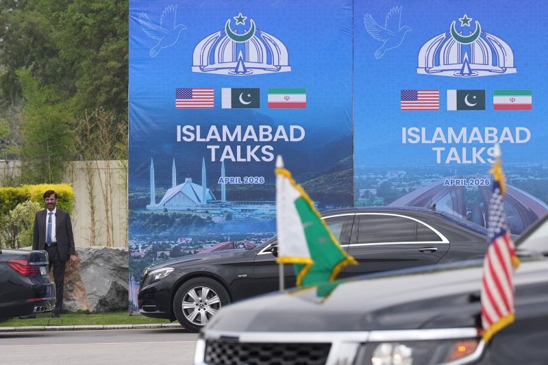 Pakistan completes preparation for 2nd round of US-Iran talks