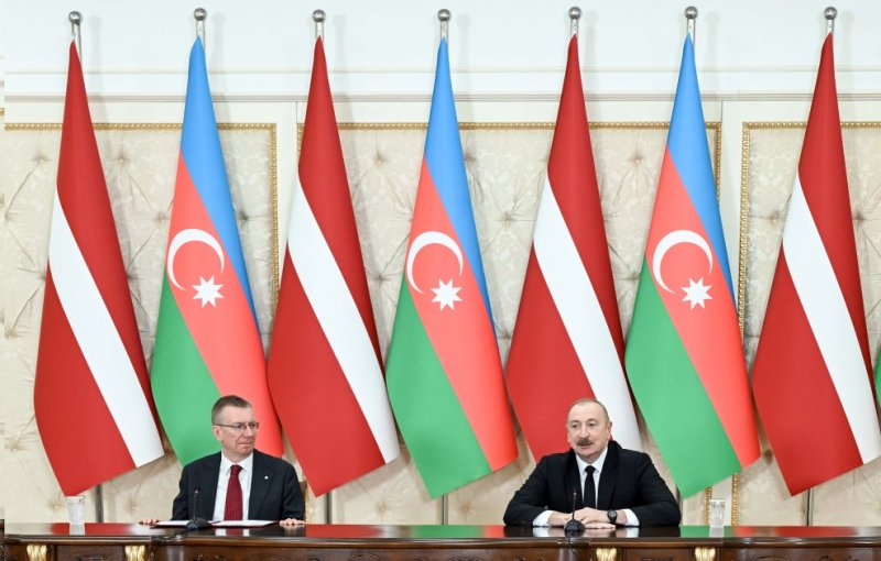 News about -   Azərbaycan Prezidenti İlham Əliyev və Latviya Prezidenti Edqars Rinkeviçs mətbuata bəyanatlarla çıxış ediblər -YENİLƏNİB  
