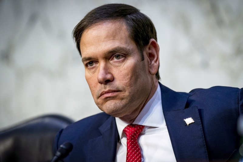 Rubio: İran raket ehtiyatının yarısını istifadə edib