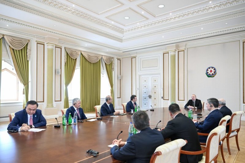 News about -   Prezident İlham Əliyev Türk Dövlətləri Təşkilatına üzv dövlətlərin hökumət başçılarının/Vitse-prezidentinin görüşünün iştirakçılarını qəbul edib YENİLƏNİB  