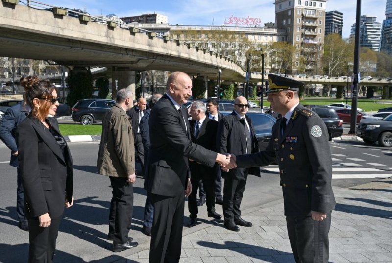 News about - Azerbaijani president visits Heroes Memorial in Tbilisi