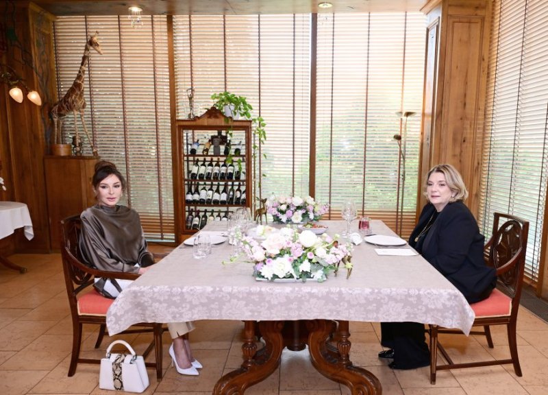 Luncheon hosted in honor of First Lady Mehriban Aliyeva in Tbilisi