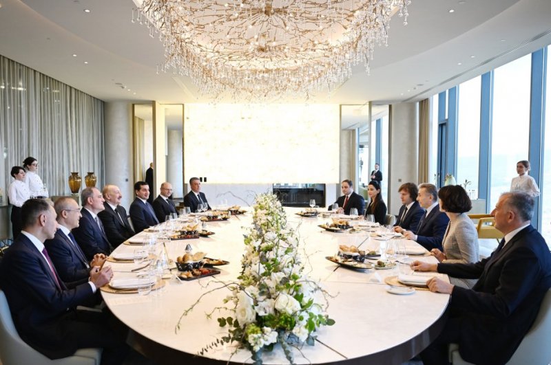 Luncheon held in honor of Azerbaijani president in Tbilisi