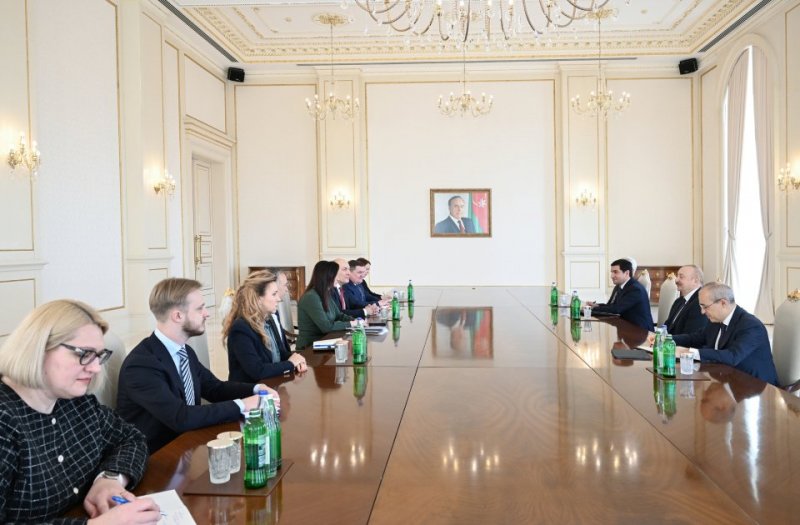   President Ilham Aliyev receives Lithuanian PM  