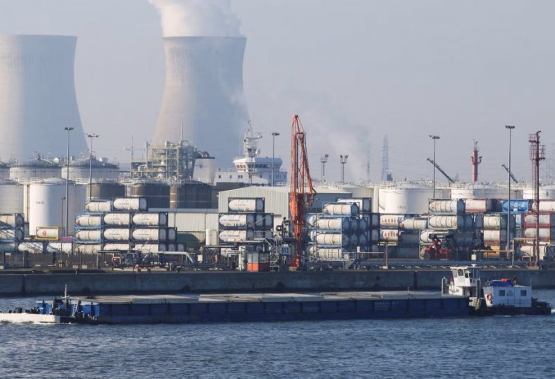Belgium’s Antwerp port faces disruption after oil spill incident