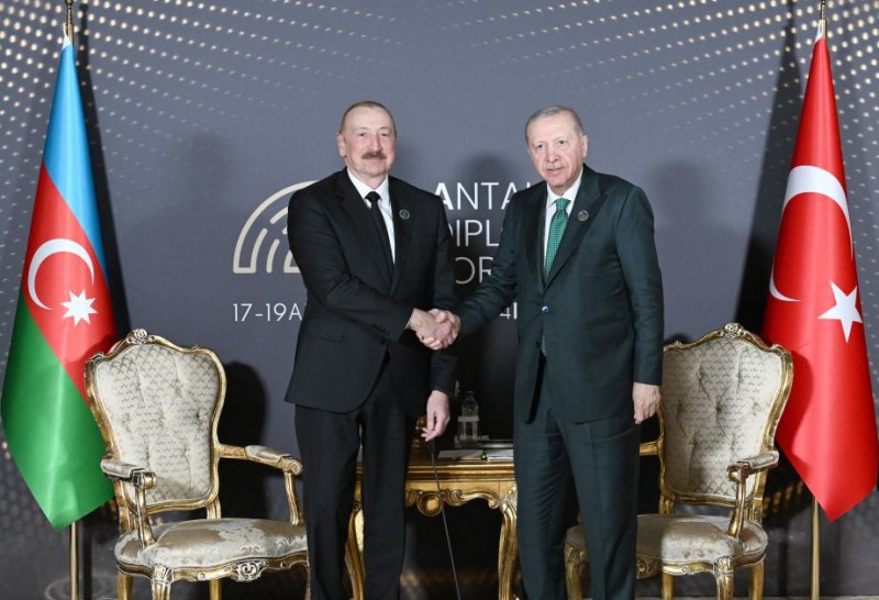   Azerbaijani, Turkish presidents meet in Antalya  