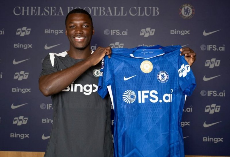Caicedo signs new Chelsea deal until 2033