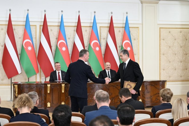 Azerbaijan–Latvia documents exchanged