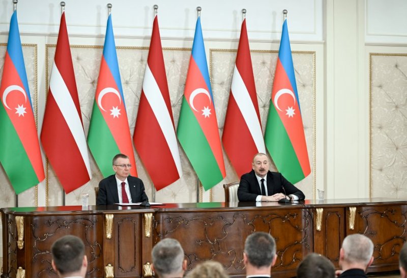   President Ilham Aliyev informs Latvian counterpart about Azerbaijan-Armenia peace process  