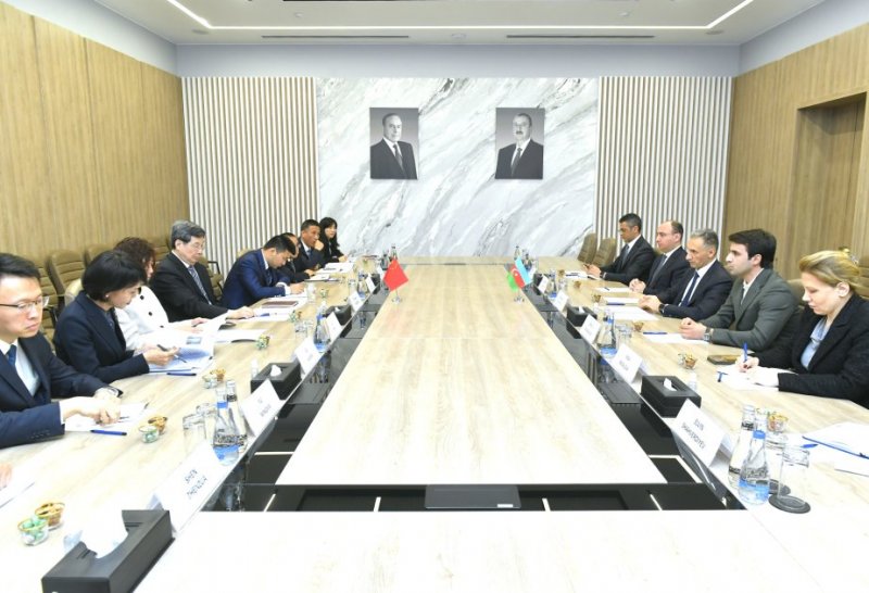 Azerbaijan, China explore cooperation in logistics and technology