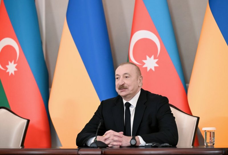 Prezident İlham Əliyev: Həm Azərbaycanda, həm də Ukraynada hərbi sənaye kompleksi inkişaf edir