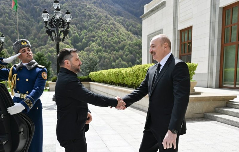   Azerbaijani, Ukrainian presidents meet in Gabala  