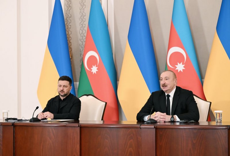   Azerbaijani, Ukrainian presidents deliver press statements  