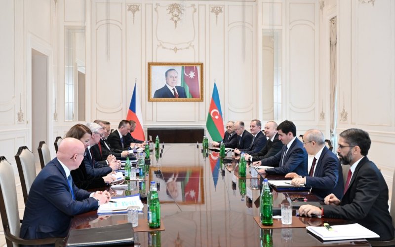   President Aliyev holds expanded meeting with Czech PM in Gabala  