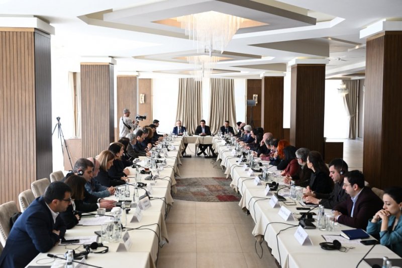 2026/04/2-1775920105.jpg + “Peace Bridge” initiative participants meet with Azerbaijan's presidential aide News about - “Peace Bridge” initiative participants meet with Azerbaijan's presidential aide