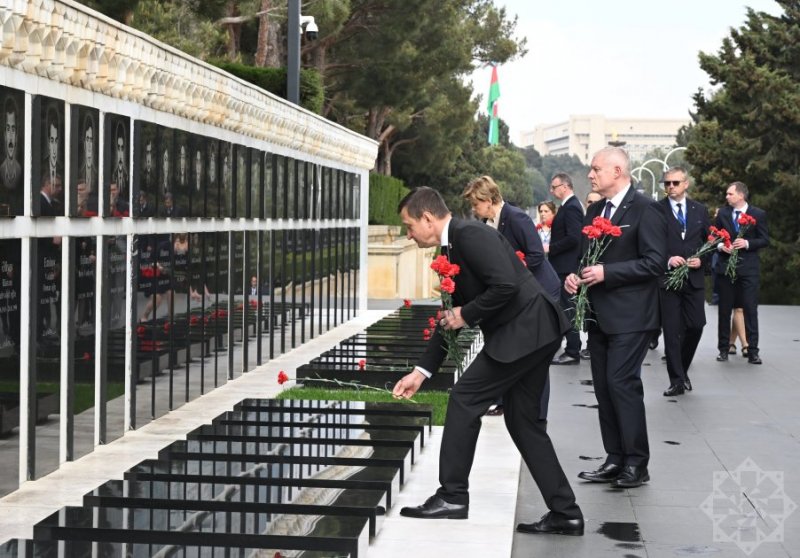 2026/04/5-1776846141.jpg + Latvia's president pays tribute to Azerbaijani martyrs News about - Latvia's president pays tribute to Azerbaijani martyrs