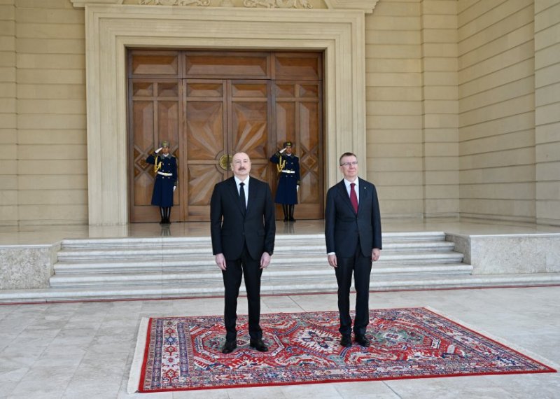   Baku hosts official welcome ceremony for Latvian president  