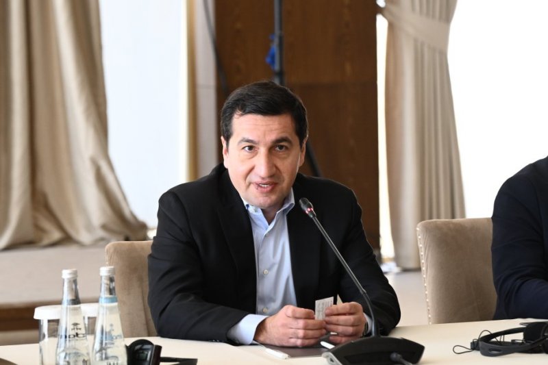 2026/04/2-1775920105.jpg + “Peace Bridge” initiative participants meet with Azerbaijan's presidential aide News about - “Peace Bridge” initiative participants meet with Azerbaijan's presidential aide