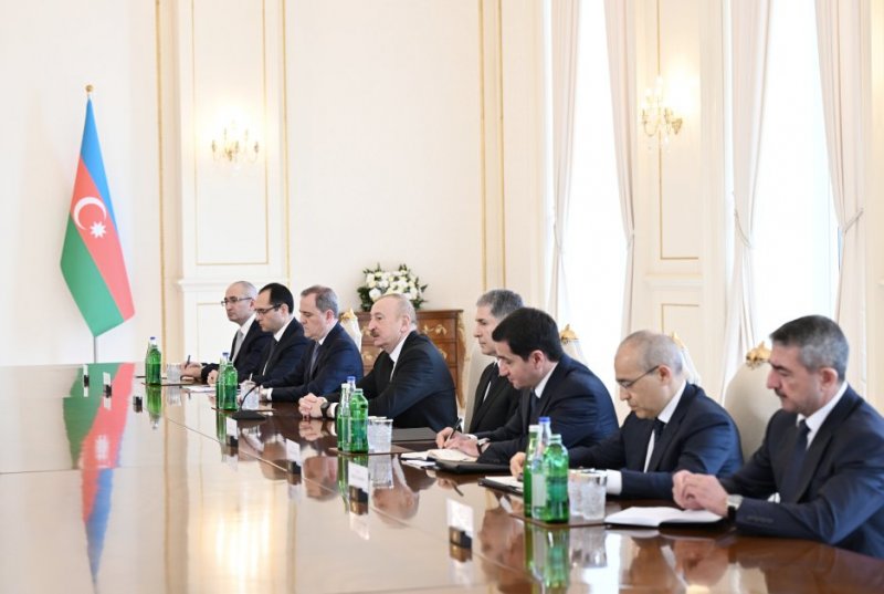 2026/04/1-1776847624.jpg + Azərbaycan və Latviya prezidentlərinin geniş tərkibdə görüşü keçirilib - YENİLƏNİB News about - Azərbaycan və Latviya prezidentlərinin geniş tərkibdə görüşü keçirilib - YENİLƏNİB