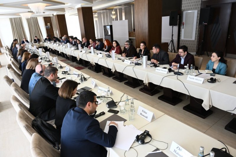2026/04/2-1775920105.jpg + “Peace Bridge” initiative participants meet with Azerbaijan's presidential aide News about - “Peace Bridge” initiative participants meet with Azerbaijan's presidential aide