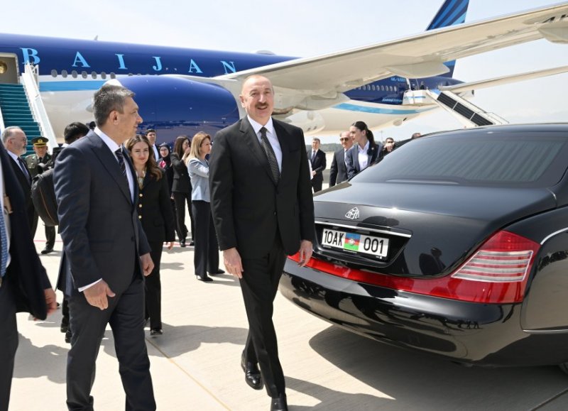 News about -   Azerbaijan's president arrives in Türkiye for working visit  