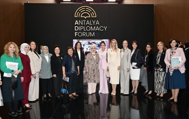 News about - Azerbaijan’s First Lady Mehriban Aliyeva attends panel session on Palestine peace in Antalya