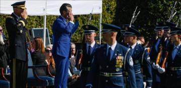 Pentaqon daha iki generalı vəzifədən azad edib