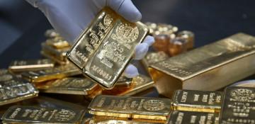   From record highs to heavy losses: What drove gold prices down?  
