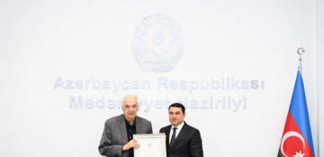 Xalq artisti Ramiz Həsənoğlu “Fəxri diplom”la mükafatlandırılıb