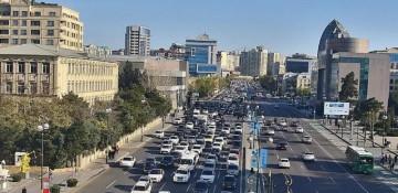 Bakının bəzi küçə və prospektlərində nəqliyyatın sıxlığı yaranıb