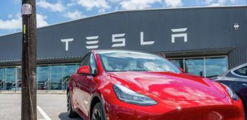 “Tesla” xalis mənfəətində 17 faizlik artım əldə edib