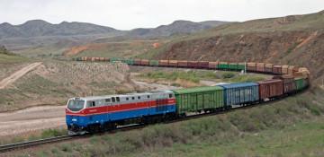 Kazakhstan boosts transit with new rail projects