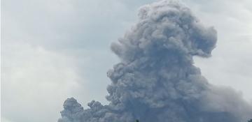 Indonesia's Mount Dukono erupts again