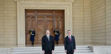   Baku hosts official welcome ceremony for Latvian president  