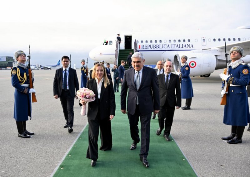 2026/05/17779-1777903681.jpg + İtaliyanın Baş naziri Corcia Meloni Azərbaycana rəsmi səfərə gəlib News about - İtaliyanın Baş naziri Corcia Meloni Azərbaycana rəsmi səfərə gəlib