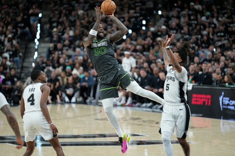 NBA playoffs: Spurs dominate Wolves, Knicks beat Sixers
