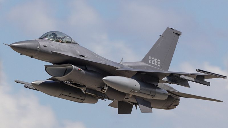 Belçika 2029-cu ilədək Ukraynaya 53 ədəd F-16 qırıcısı göndərəcək
